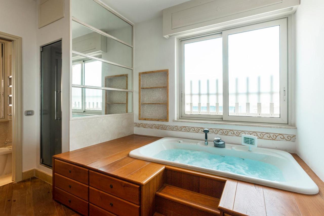 Ostia Holiday Boutique Spa ภายนอก รูปภาพ